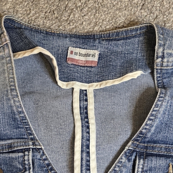Vintage No Boundries Denim Vest Button Adjustable Back Preppy Countryside Chic - Picture 7 of 7